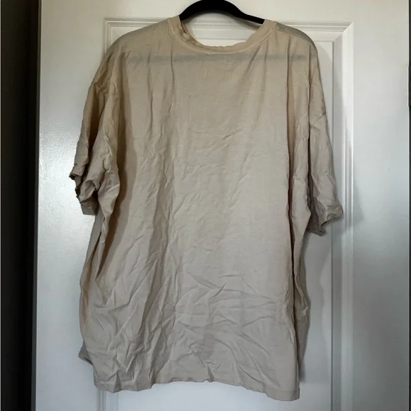 Daydreamer Tan and Red Short Sleeve Tee - Picture 2 of 2